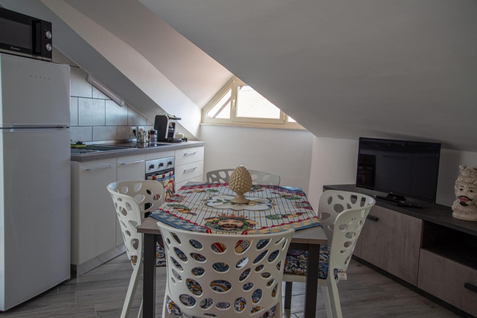 Apartment Il Sole Dell'etna Aci SantʼAntonio